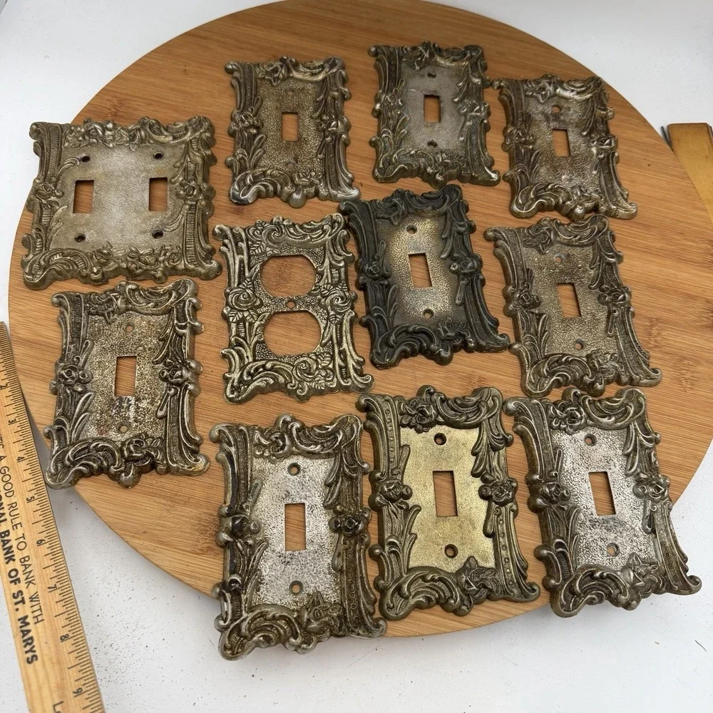 Vtg Edmar  plate cover lot, 1 dbl light switch, 9 single, 1 receptacle cvrs